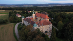 Castle Heiligenkreuz-Gutenbrunn